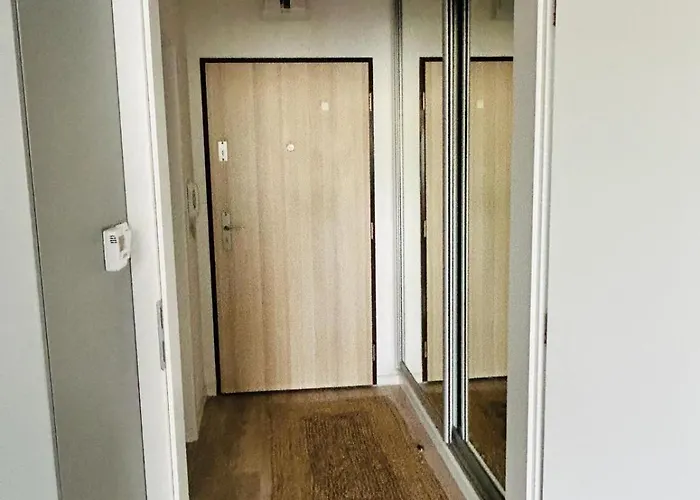 Krasny Utulny S Balkonom A Parkovanim!